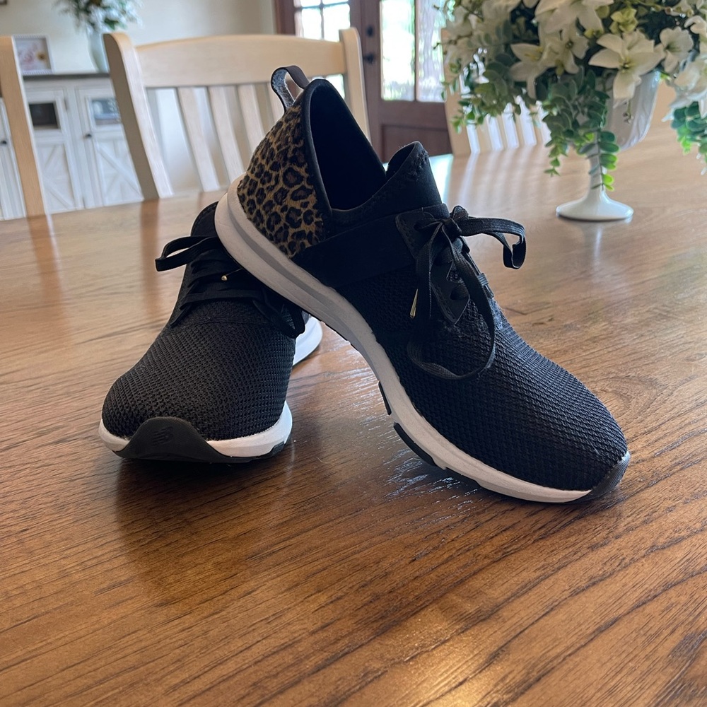 New Balance Black and Brown Sneakers with Modern Design